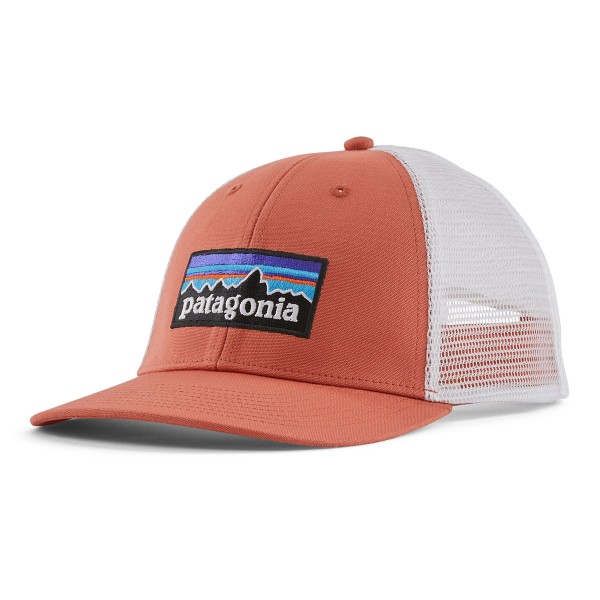 Patagonia P-6 Logo LoPro Trucker Hat quartz coral 2023